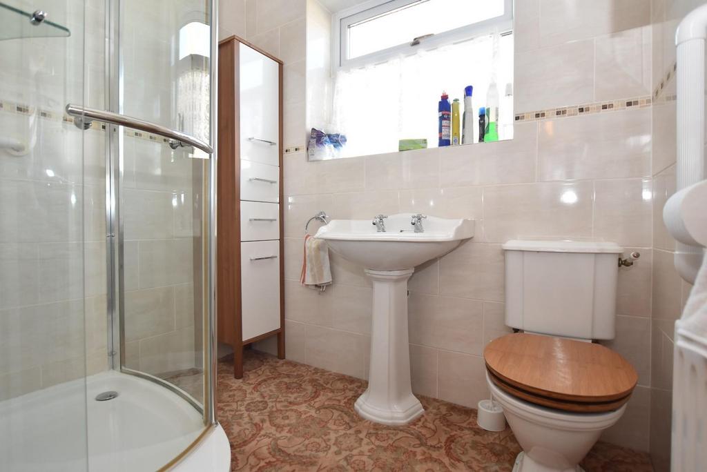 Shower room.jpg