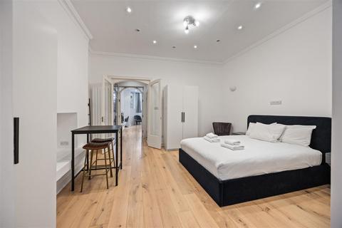 2 bedroom flat for sale, Upper Park Road, Belsize Park NW3