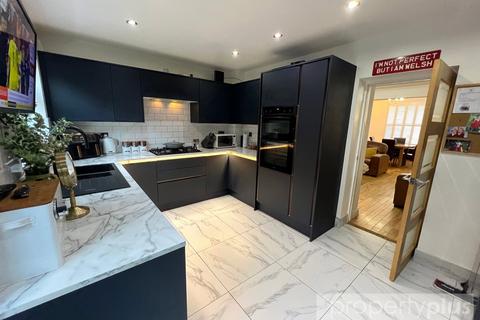 3 bedroom terraced house for sale, Mill Street, Tonyrefail, Rhondda Cynon Taff, CF39