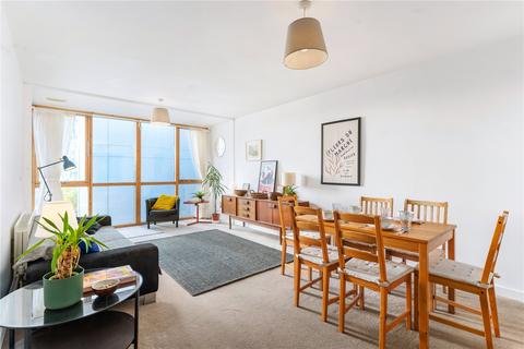 2 bedroom apartment, The Clayton, The Gasworks, Grand Canal Dock, Dublin 4