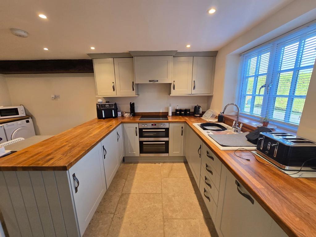 Kitchen 1
