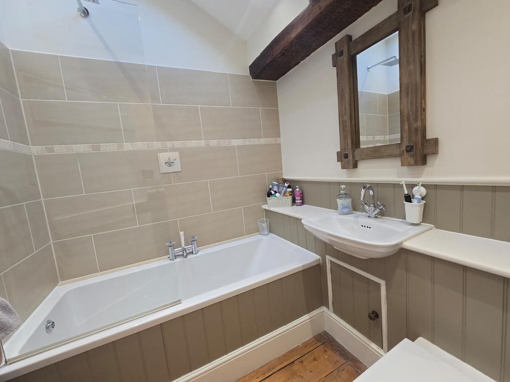 Ensuite bathroom