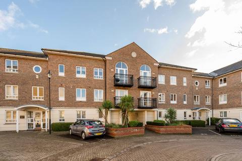 undefined, May Bate Avenue, Kingston, Kingston upon Thames, KT2