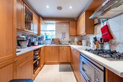 undefined, May Bate Avenue, Kingston, Kingston upon Thames, KT2