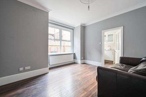 undefined, Westbury Road. N11, Bounds Green, London, N11