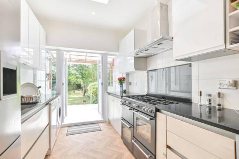 3 bedroom maisonette to rent, Lovat Close, Dollis Hill, London, NW2