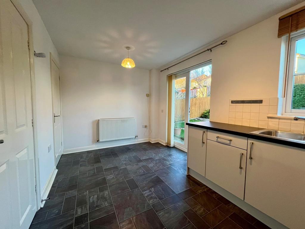 Kitchen aspect 2