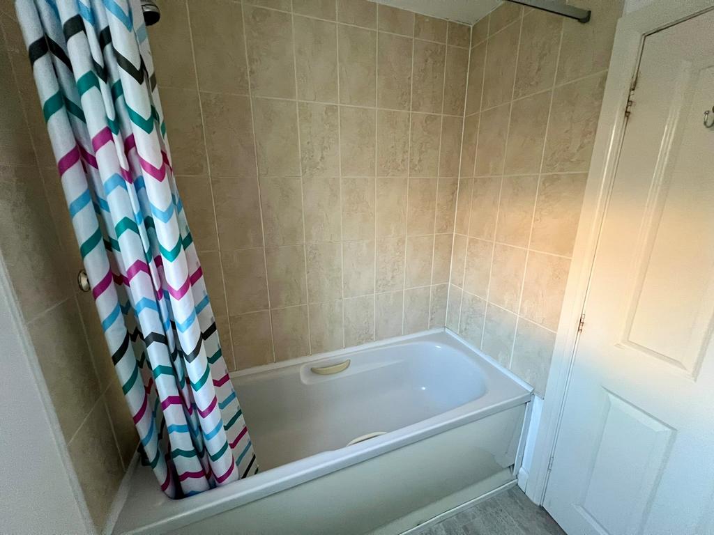 Bathroom aspect 1