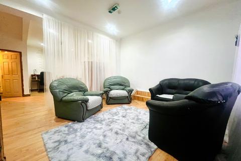 undefined, Westbourne Road, Luton, Bedfordshire