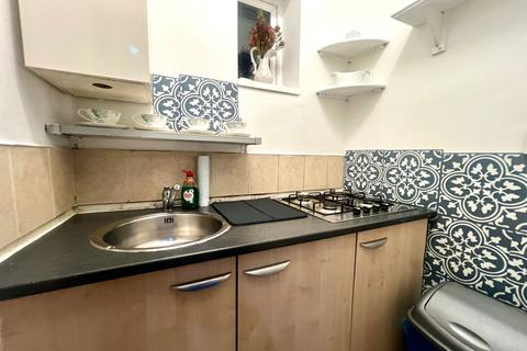 undefined, Westbourne Road, Luton, Bedfordshire