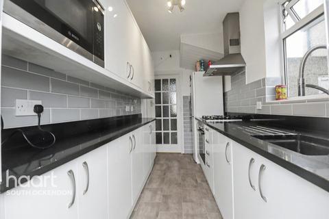 undefined, Toplands Avenue, South Ockendon