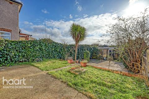 Toplands Avenue, South Ockendon