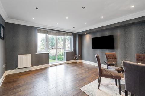 undefined, Station Road, Dorridge, Solihull