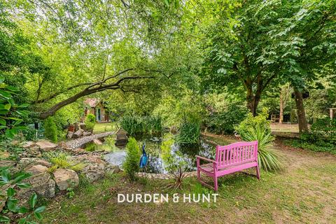 6 bedroom detached house for sale, Dry Street, Basildon SS16