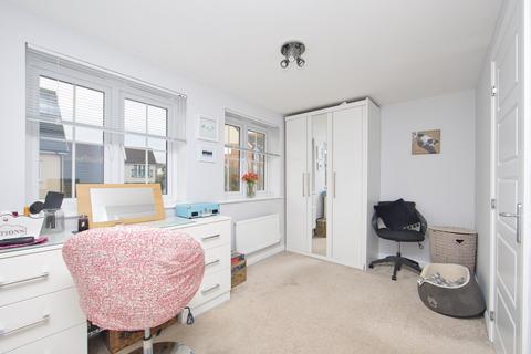 3 bedroom semi-detached house for sale, Colmanton Grove, Deal, CT14