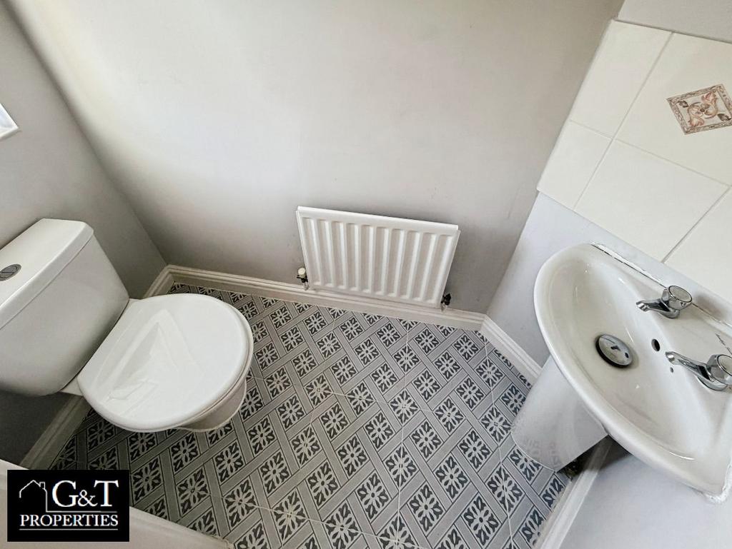 Downstairs w/c