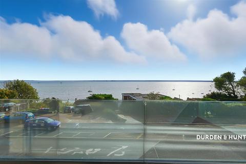 undefined, Grand Parade, Leigh-On-Sea SS9