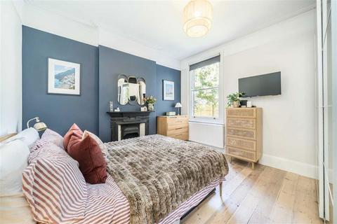 undefined, Emmanuel Road, London SW12