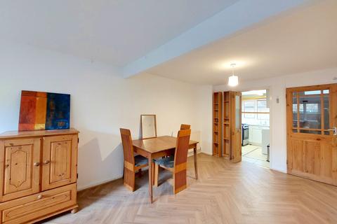 3 bedroom terraced house to rent, Farran, Cambridge, CB1
