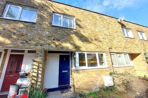 3 bedroom terraced house to rent, Farran, Cambridge, CB1