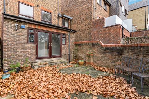 undefined, Smith Close, London, SE16