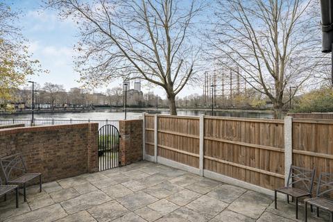 undefined, Smith Close, London, SE16