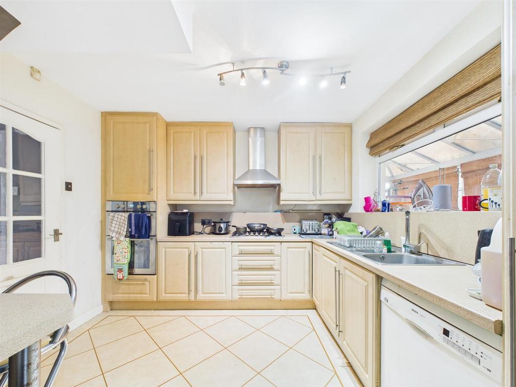 Kitchen.jpg