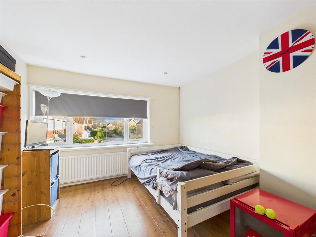 Bed 3.jpg