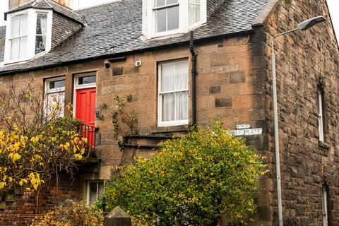 2 bedroom flat for sale - 30 Avondale Place, Edinburgh, EH3