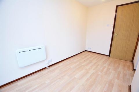 1 bedroom duplex for sale, Lowry Crescent, Mitcham, CR4