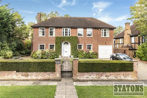 4 bedroom detached house for sale, Northcliffe Drive, Totteridge, London, N20