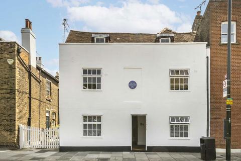 undefined, Church Street, Hampton TW12