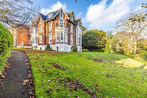3 bedroom flat for sale, Exeter Park Road, Bournemouth BH2