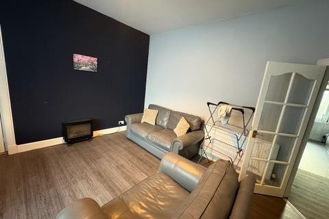 1 bedroom flat to rent, Greenfield Street, Alloa, Clackmannanshire, FK10