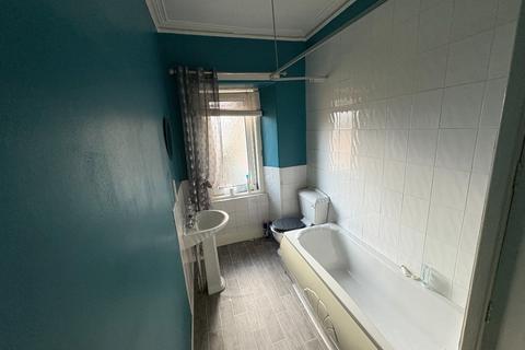 1 bedroom flat to rent, Greenfield Street, Alloa, Clackmannanshire, FK10