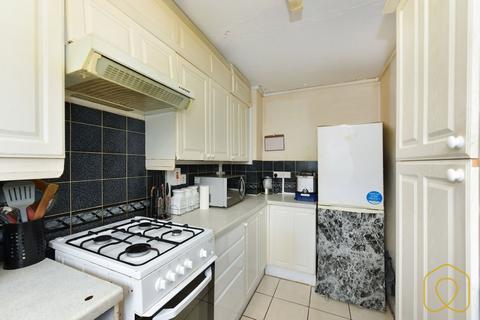 2 bedroom flat for sale, Green Pond Close, London, E17
