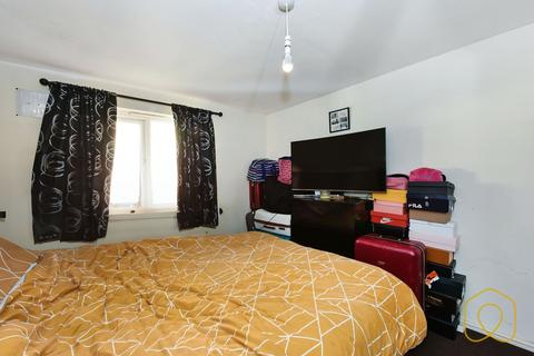2 bedroom flat for sale, Green Pond Close, London, E17