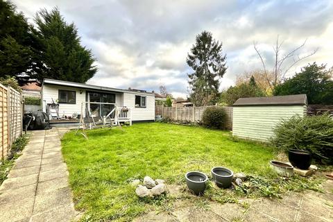 4 bedroom end of terrace house for sale, Marston Avenue, Chessington, Surrey. KT9 2HF