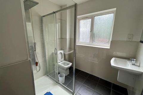 undefined, Willow Court, Fulbeck Way, North Harrow, Middlesex