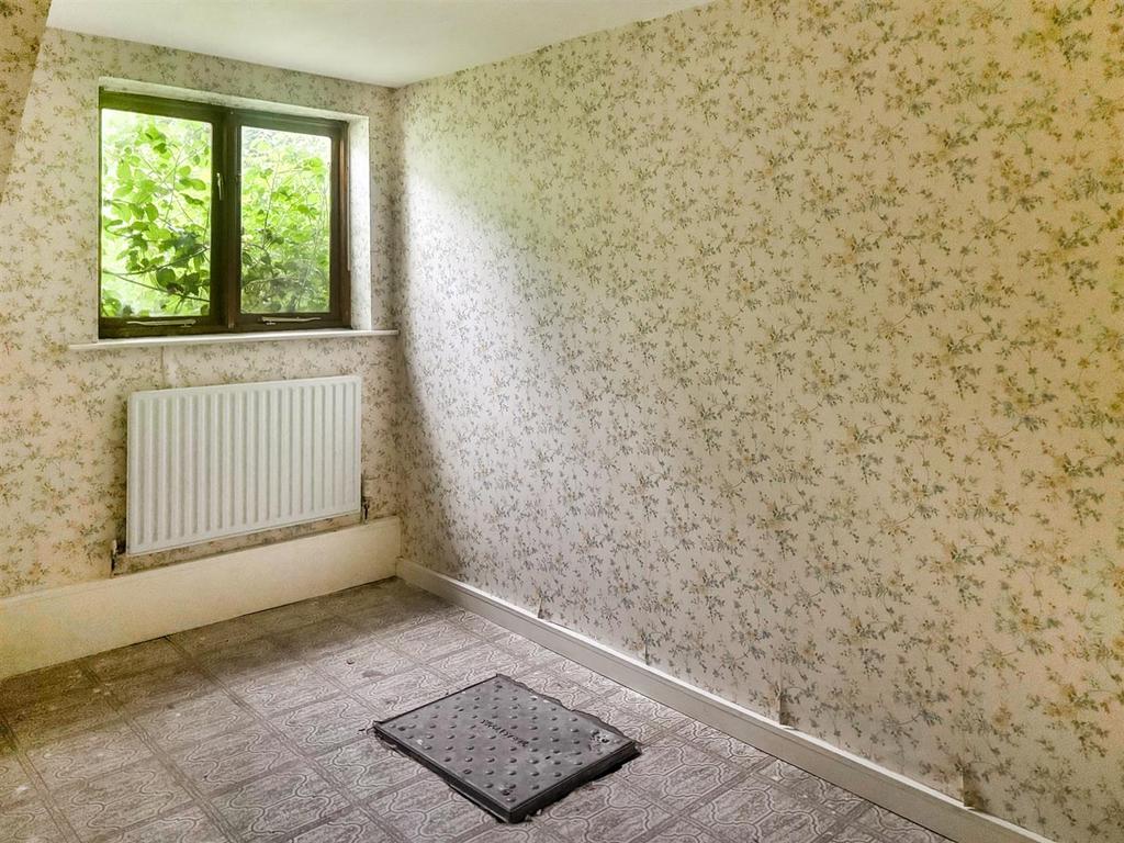 Bedroom Five/ Study
