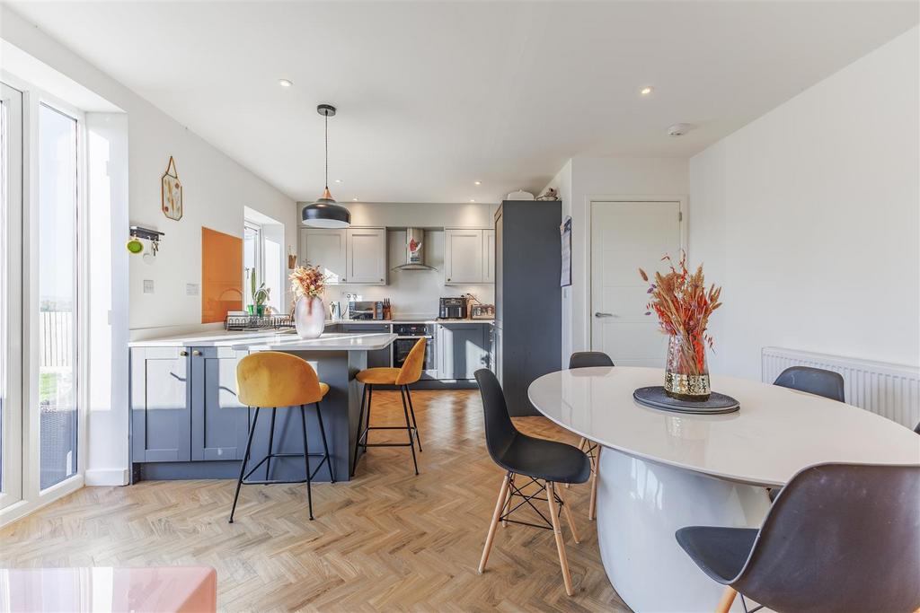 Kitchen/Dining Room