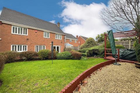 5 bedroom detached house for sale, Thurleigh Close, Pedmore, Stourbridge