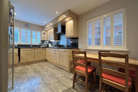 5 bedroom detached house for sale, Thurleigh Close, Pedmore, Stourbridge