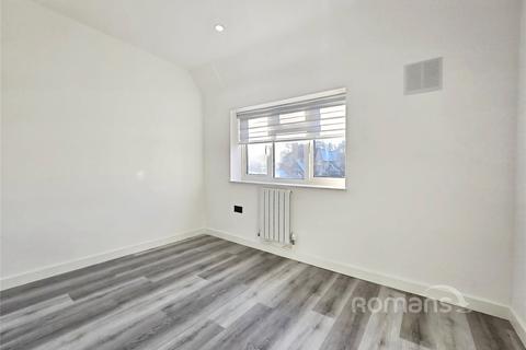 3 bedroom terraced house to rent, Lynwood Crescent, Ascot, Berkshire, SL5