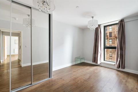 2 bedroom apartment to rent, Agnes George Walk, London, E16