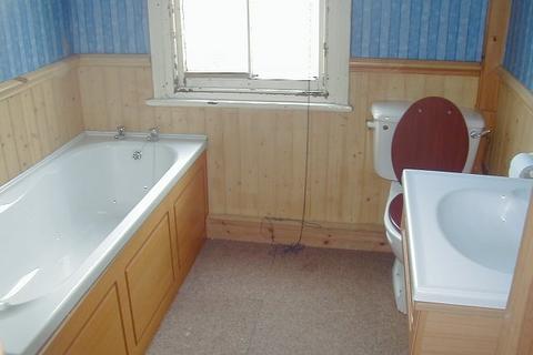 undefined, 5 Autumn Grove   Leeds