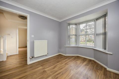 undefined, Siskin Close, Ashford, TN25 4