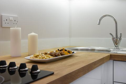 Studio to rent, Lithos Road, London NW3