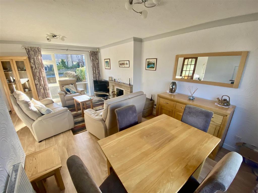 Bramleys Estate Agents - West Royd Avenue - Mirfie
