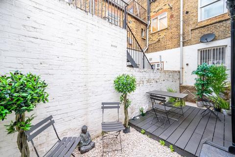undefined, New Kings Road, Fulham, London, SW6